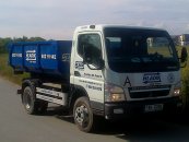 S kontejnerem 5 m3 (průjezdná výška 2,3 m)